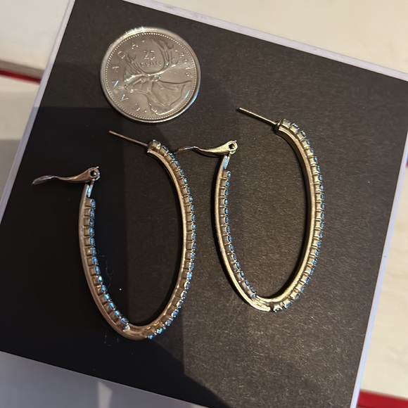 GOLD plated oval hoop earrings with crystals - Picture 6 of 6